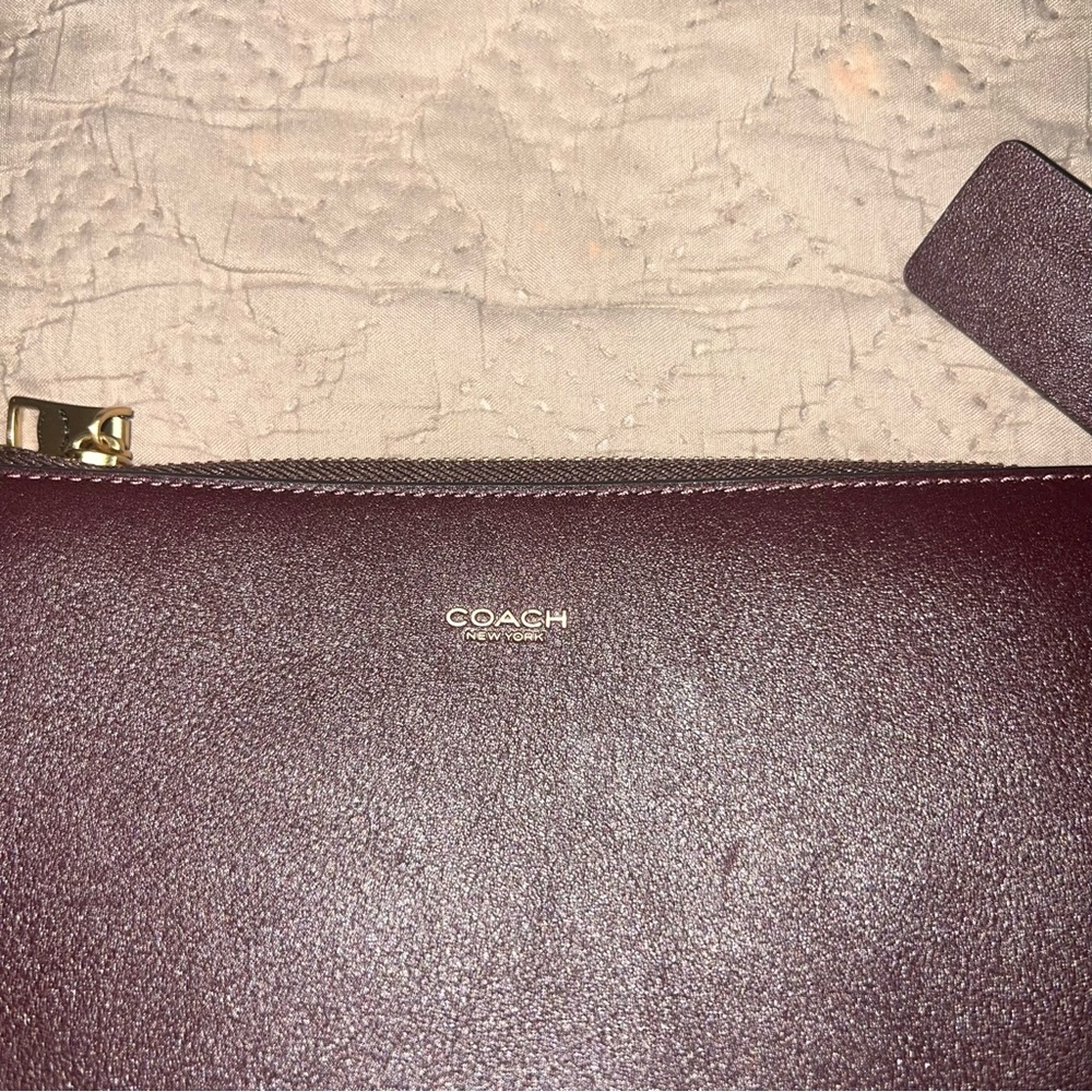Coach Plaza Leather Bag NEW - Picture 2 of 7